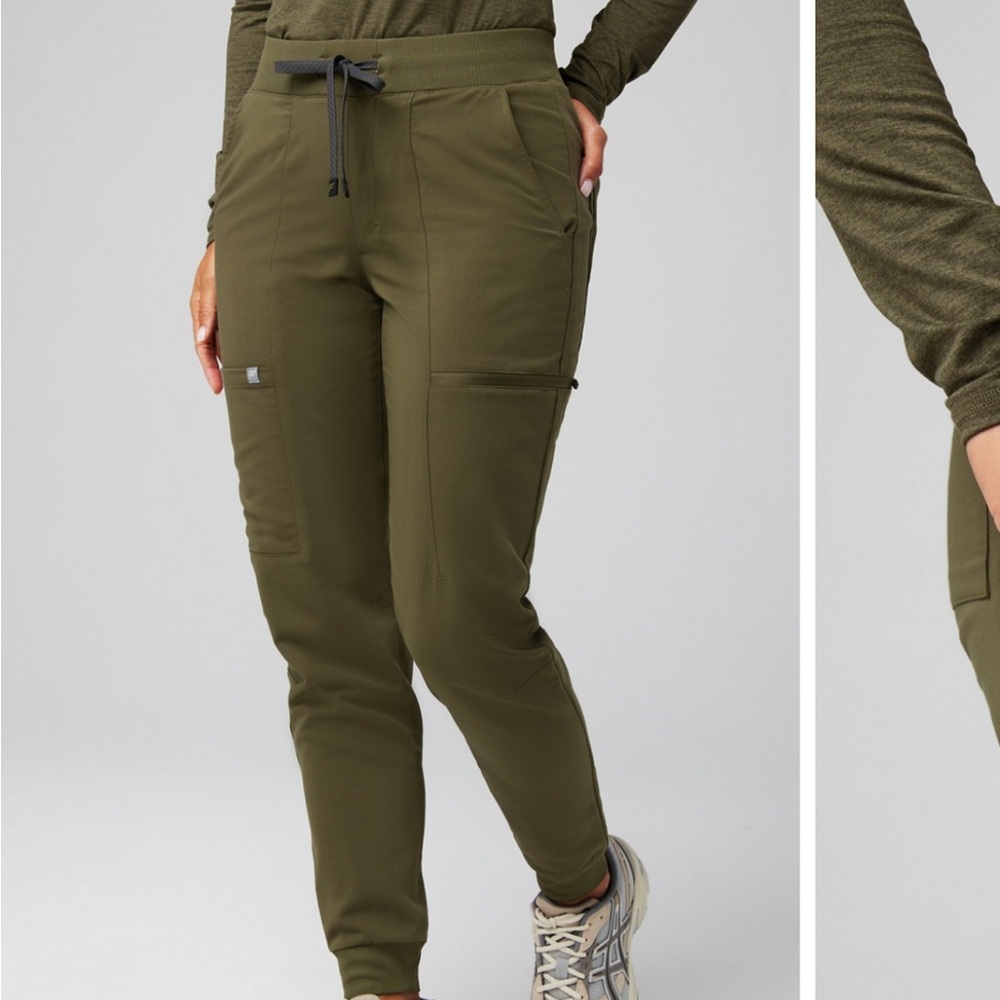 Fabletics Olive Jogger Pant Scrubs